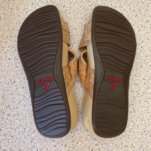 WOMENS VIONIC RIO ADJUSTABLE PLATFORM SANDAL LEATHER GOLD CORK SIZE 10 - Picture 7 of 12